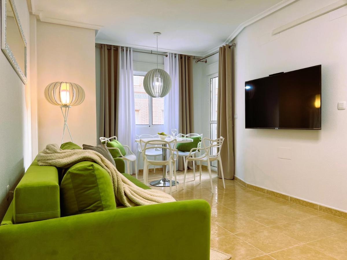 Holiday Suite Fragata Torrevieja Exteriör bild