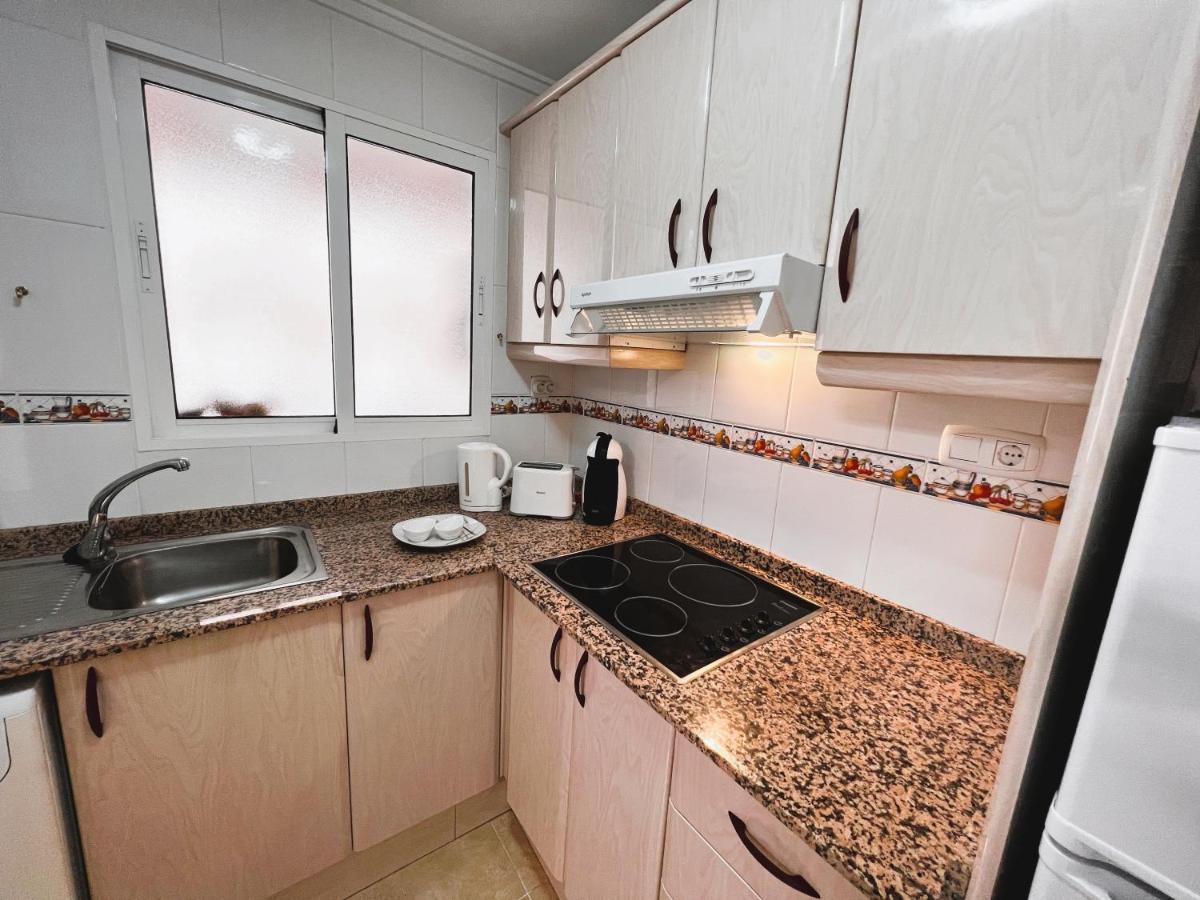 Holiday Suite Fragata Torrevieja Exteriör bild