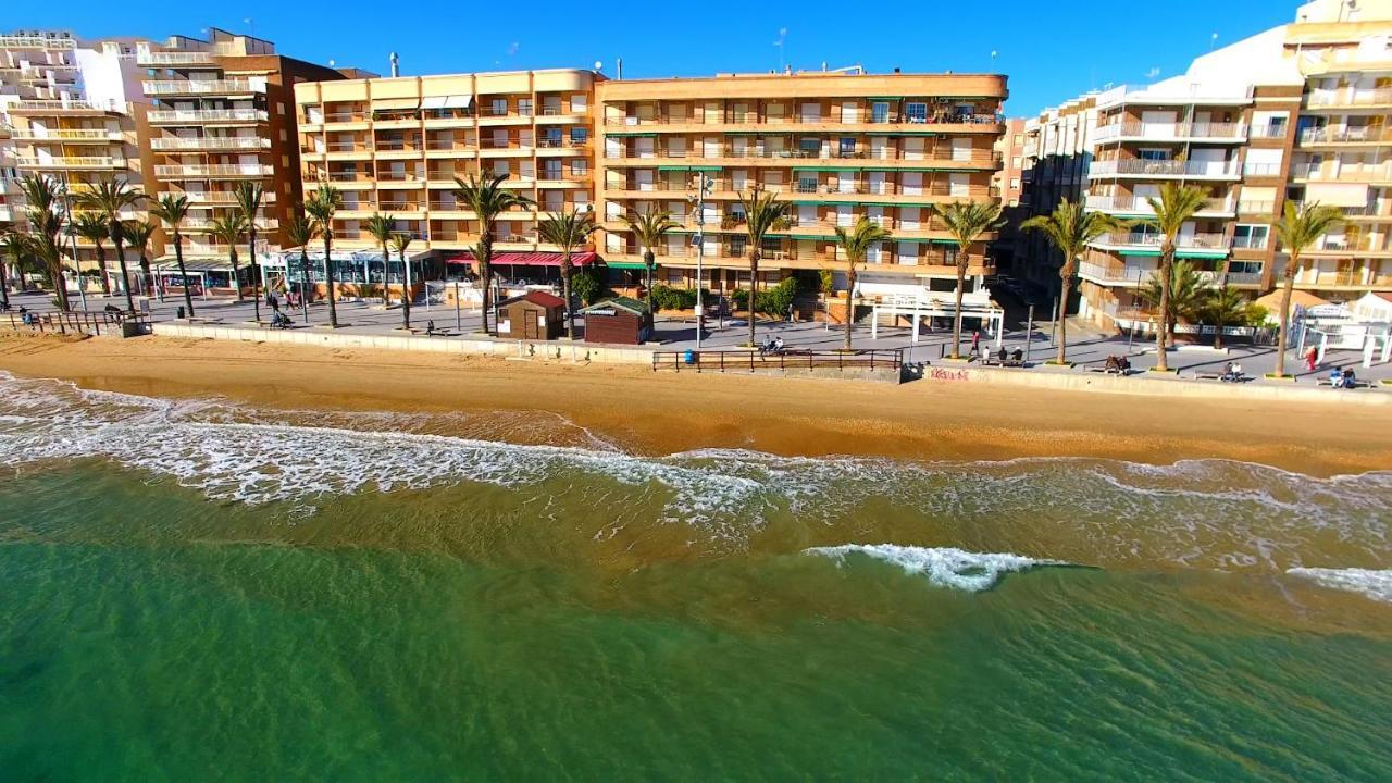 Holiday Suite Fragata Torrevieja Exteriör bild