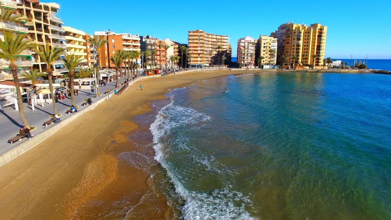 Holiday Suite Fragata Torrevieja Exteriör bild
